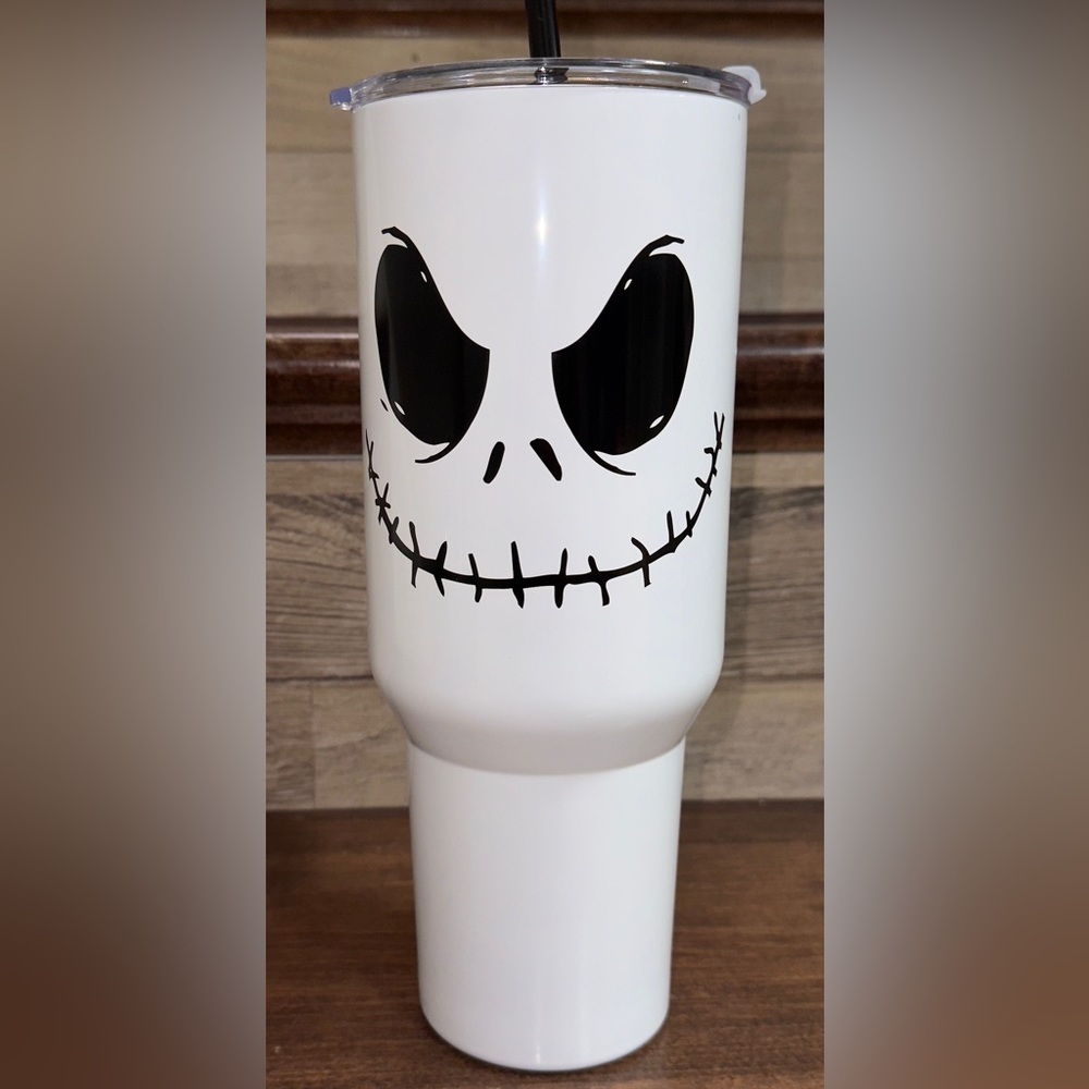 🥰 The Nightmare Before Christmas 40oz Stainless Steel Tumbler with Handle